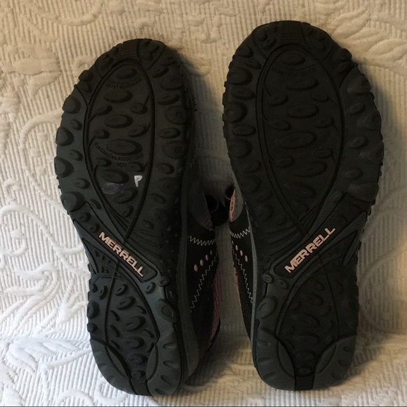 Merrell Chameleon Performace Footwear - Picture 3 of 8